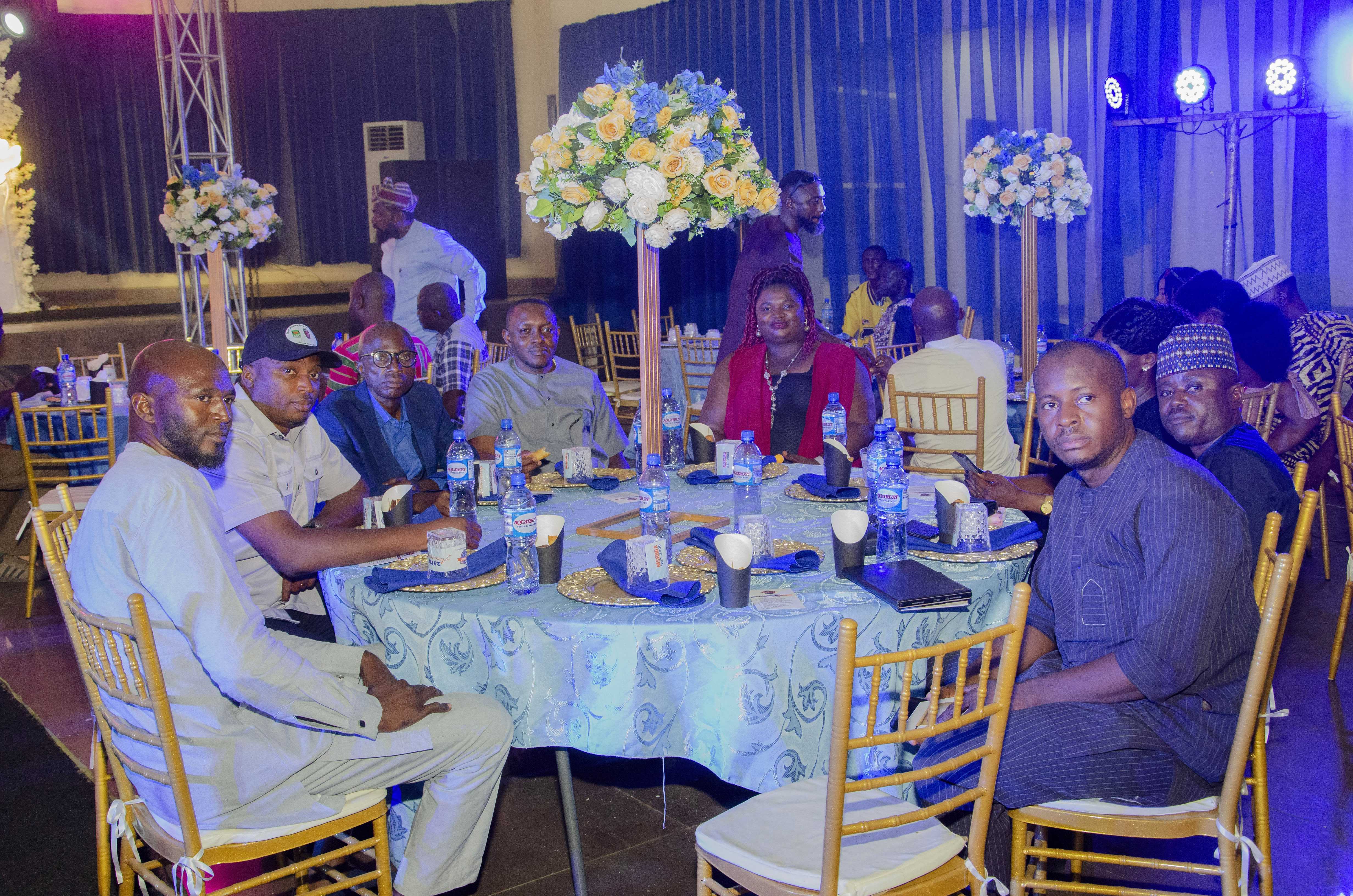 Set 2000 25th Anniversary album